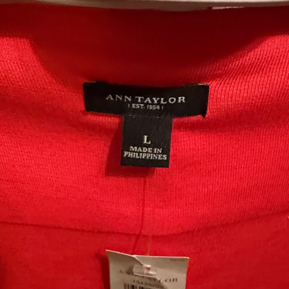 Ann Taylor Vibrant Red Long Sleeve Wrap Dress- NWT-‎ retail 129 - Picture 5 of 7